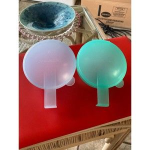 Tupperware bowls